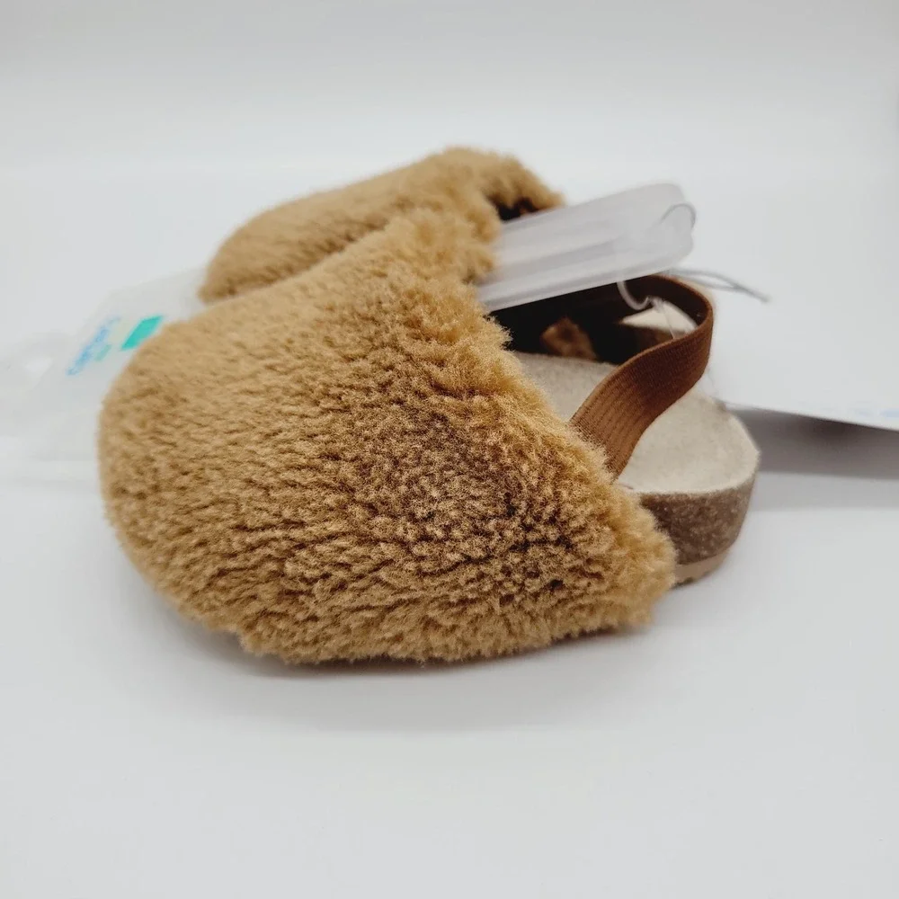 NEW Carter's Child Of Mine Baby Alya Clogs Girls Brown Size 2